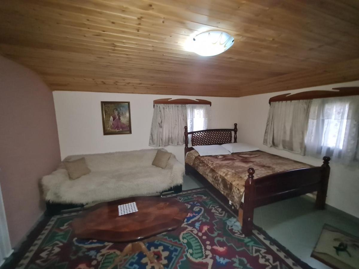 Sofra Kolonjare Agroturizem Hotel Erseke Luaran gambar