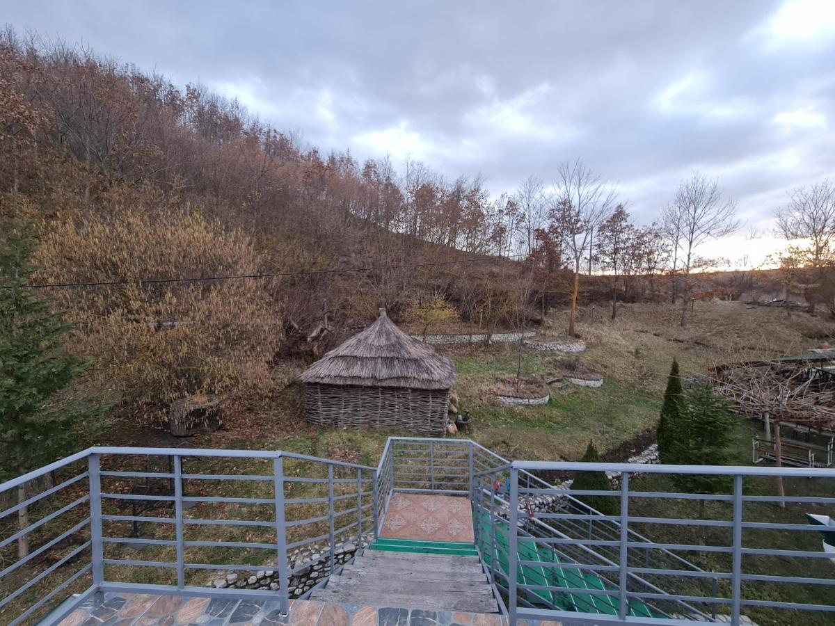 Sofra Kolonjare Agroturizem Hotel Erseke Luaran gambar