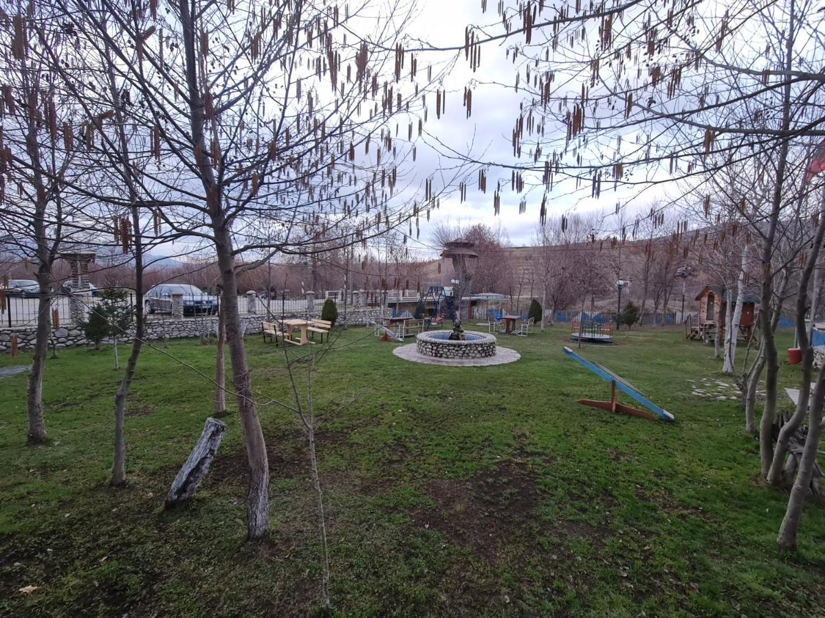 Sofra Kolonjare Agroturizem Hotel Erseke Luaran gambar