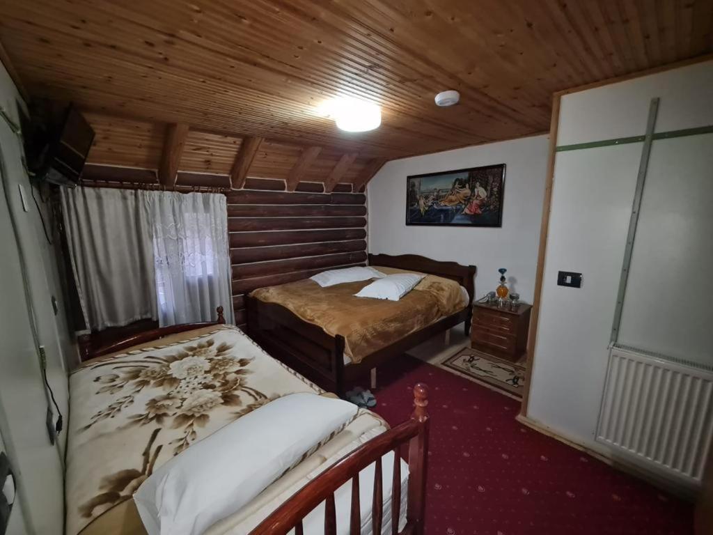 Sofra Kolonjare Agroturizem Hotel Erseke Luaran gambar